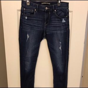 Express Distressed Jeans